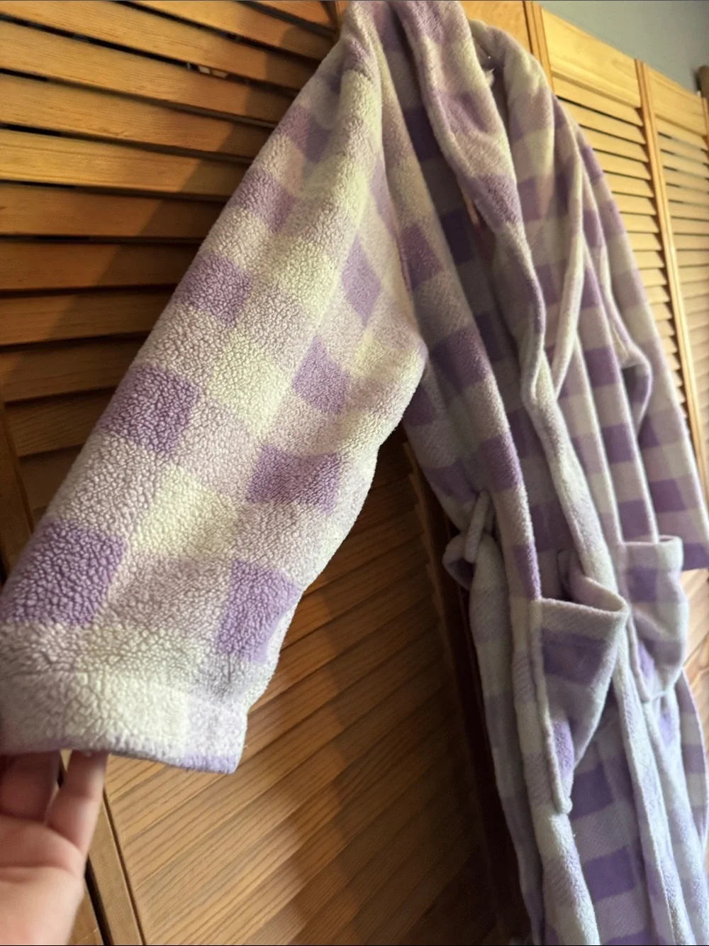PINK Victoria's Secret Lavender and Cream Check Plush Bathrobe